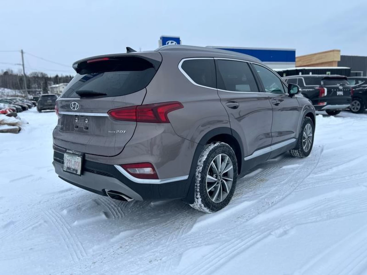 2019 Hyundai Santa Fe 2.0T Preferred w/Sunroof AWD Main Image