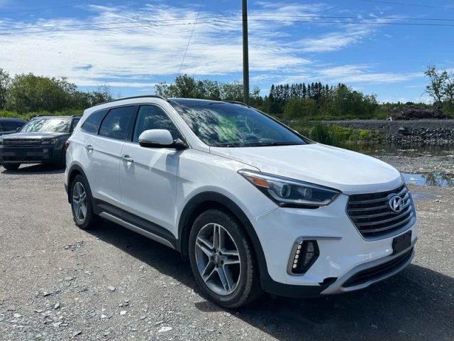 Hyundai Santa Fe XL Limited with 6 Seats 2017