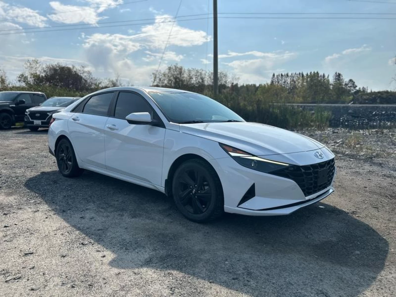 2022 Hyundai Elantra Preferred w/Sun and Tech Main Image